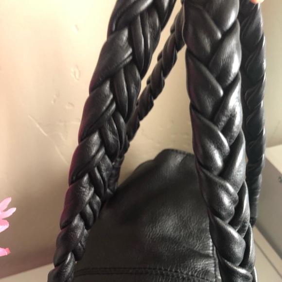 ⭐️Francesco Biasia Black Leather Handbag ⭐️ - Picture 13 of 16